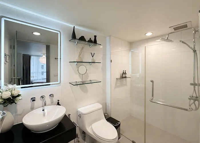 Aparthotel Prime Classic 1 Bedroom Bts Chidlom 72sqm Langsuan
